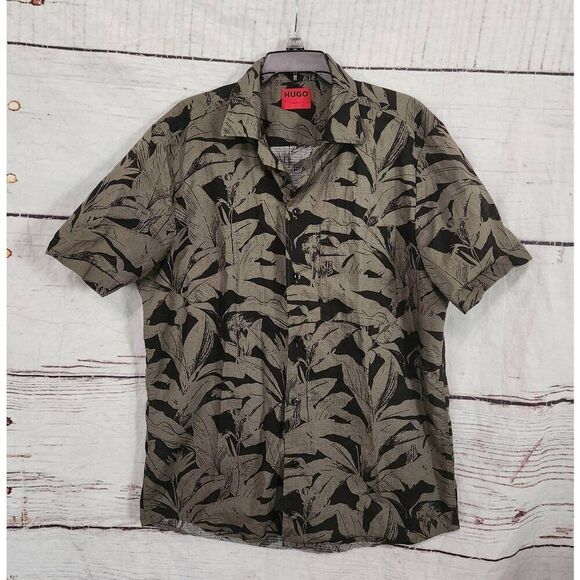 Hugo by Hugo Boss Short Sleeve Tropics Print Button Down Shirt Size Medium - Picture 2 of 8